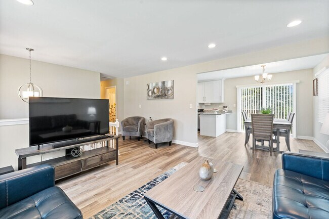 Building Photo - 804 Willow St