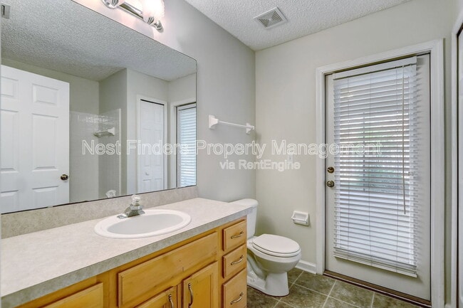 Building Photo - 749 Grand Parke Dr