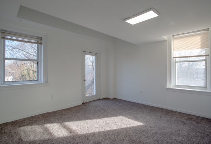 Building Photo - 5225 Schuyler St