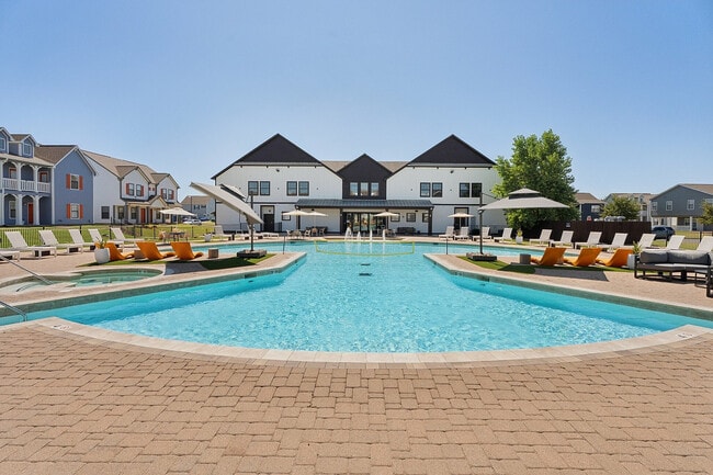 Primary Photo - Cottage Row Stillwater