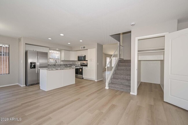 Building Photo - 12324 W Missouri Ave