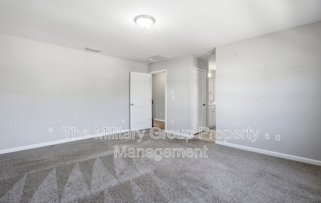 Building Photo - 253 Clarys Run