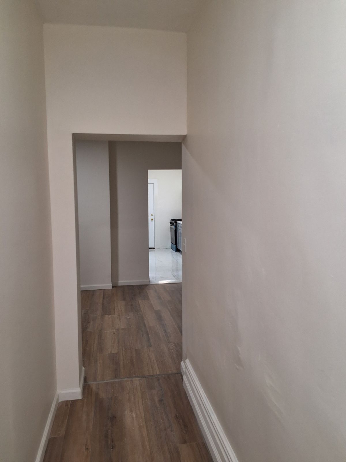 Building Photo - 40 N 6th St