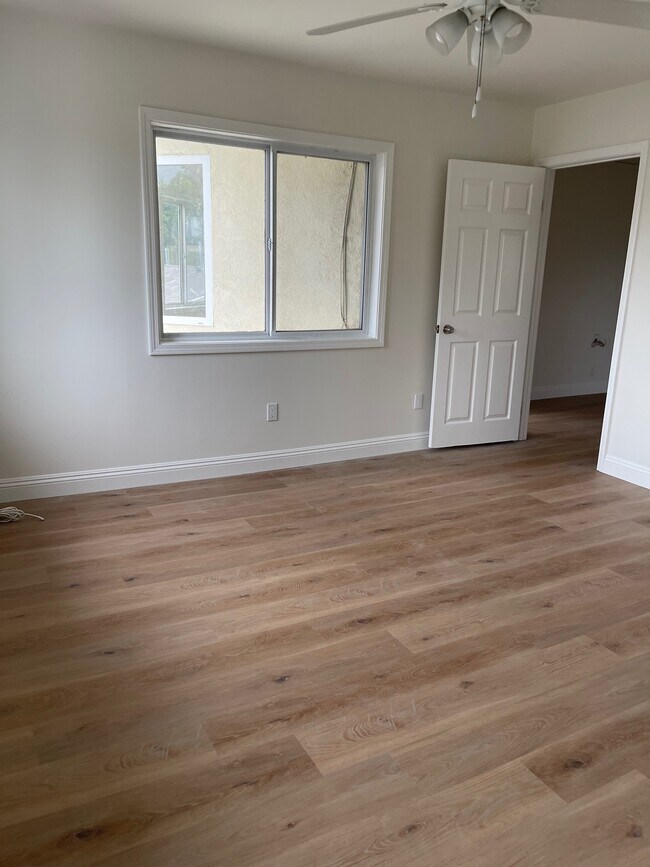 Building Photo - 4028 Tilden Ave