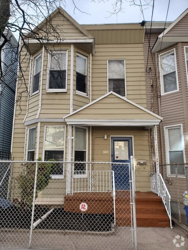 Building Photo - Open House July 5th, from 12:30 PM to 1:00 PM
