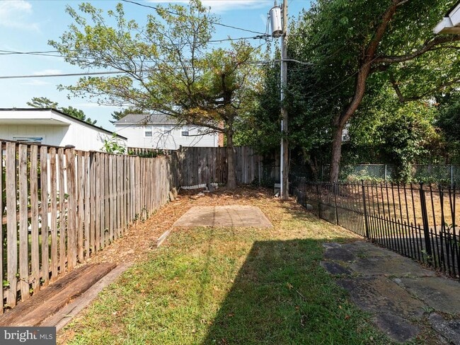 Building Photo - 4405 Manor Hall Ln