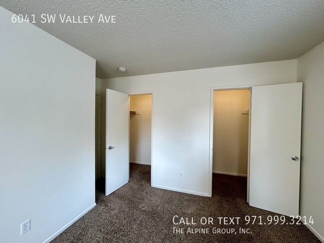 Building Photo - 6041 SW Valley Ave