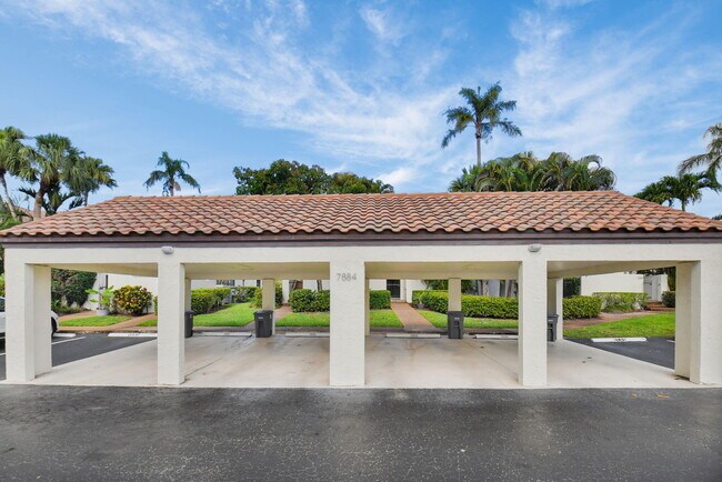 Building Photo - 7884 Seville Pl