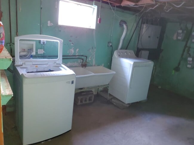 Building Photo - 116Guilden