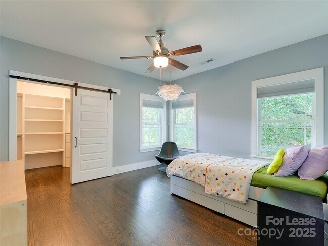 Building Photo - 3024 Yadkin Ave