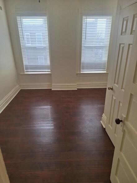 Building Photo - 4855 Northland Ave