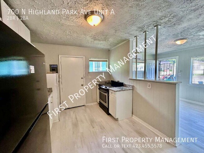 Building Photo - 700 N Highland Park Ave
