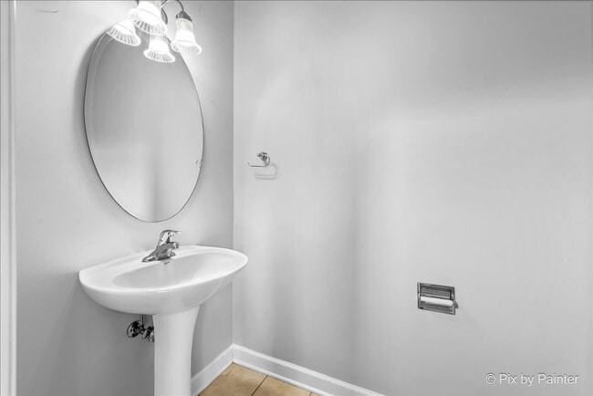 Building Photo - 1128 Bartholdi Ct