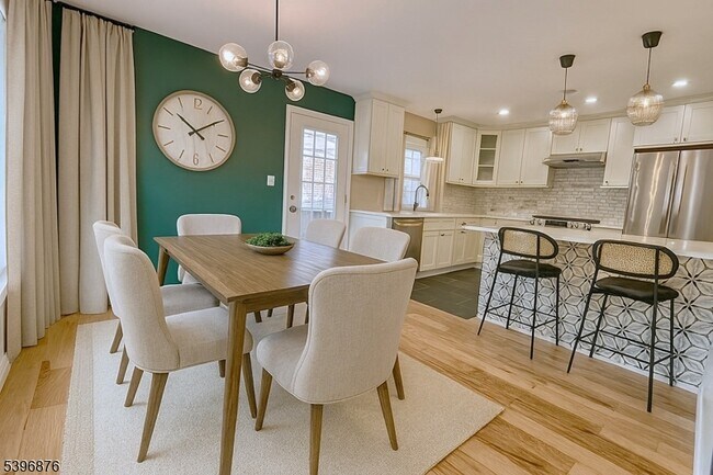 Primary Photo - 22 Vaughan Dr