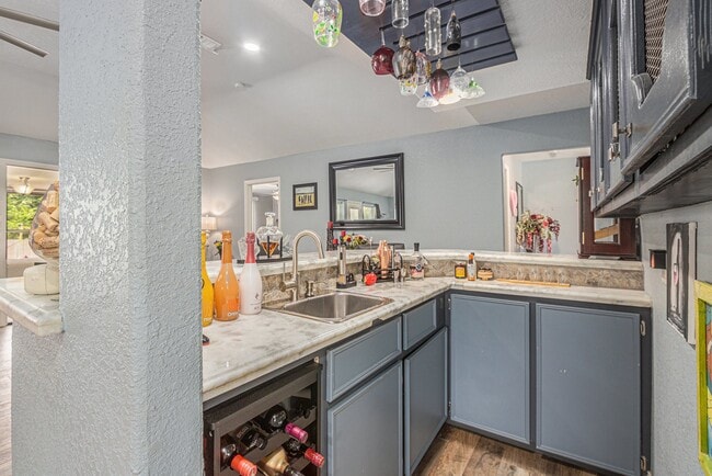 Building Photo - 5118 Whittier Oaks Dr