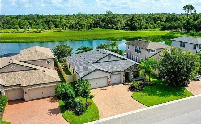 Building Photo - 727 129th St NE