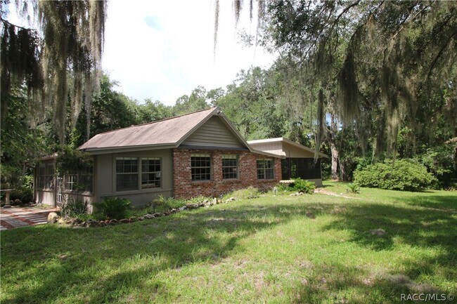 Building Photo - 5245 S Covewood Terrace