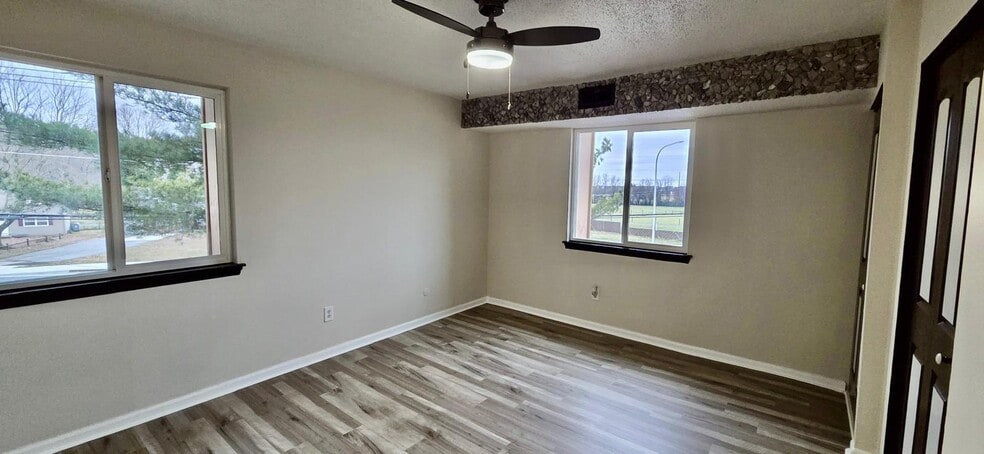 Bedroom - 9 Par Haven Dr