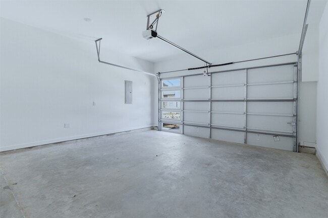 Building Photo - 19722 Riverbed Ln