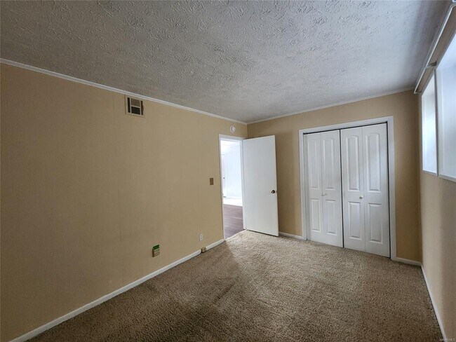 Building Photo - 3706 Jasmine Hill Rd