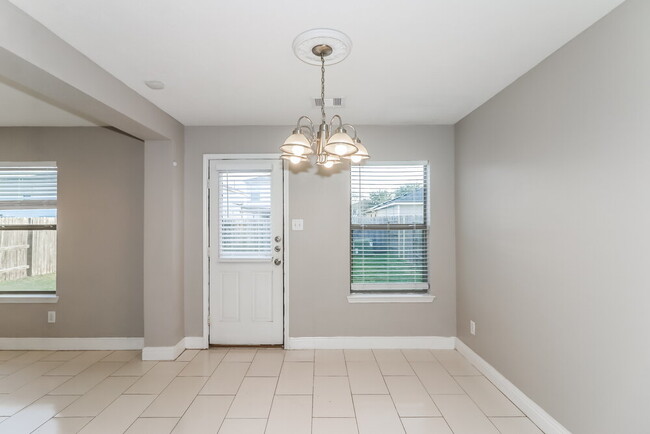 Building Photo - 18427 Westgate Pasture Ln