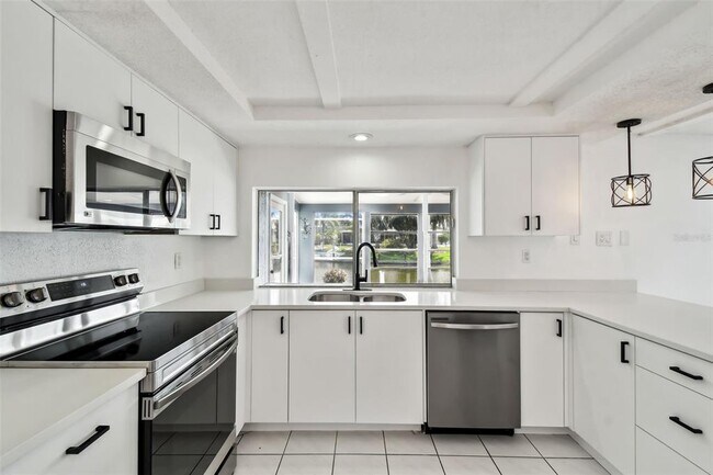 Building Photo - 3248 Rock Valley Dr