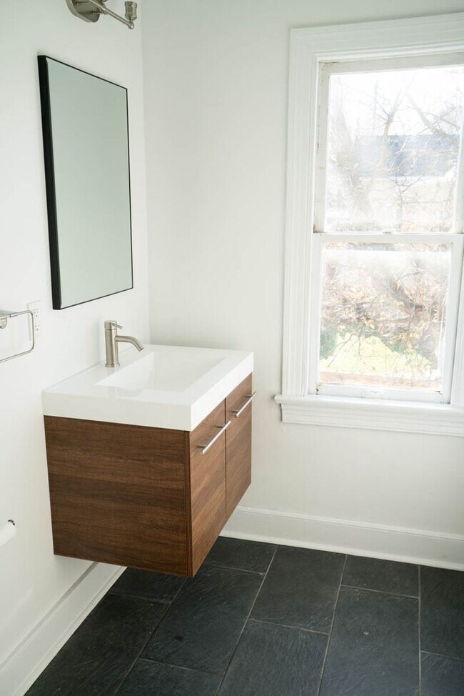 Building Photo - Lovely, Renovated Vintage 3 BR Home! Off-Street Parking, Covered Porch & Patio; Dogs Ok!