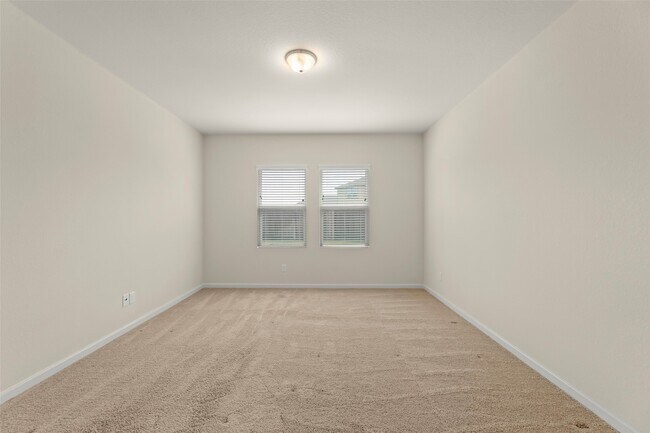 Building Photo - 10072 Pappas Dr