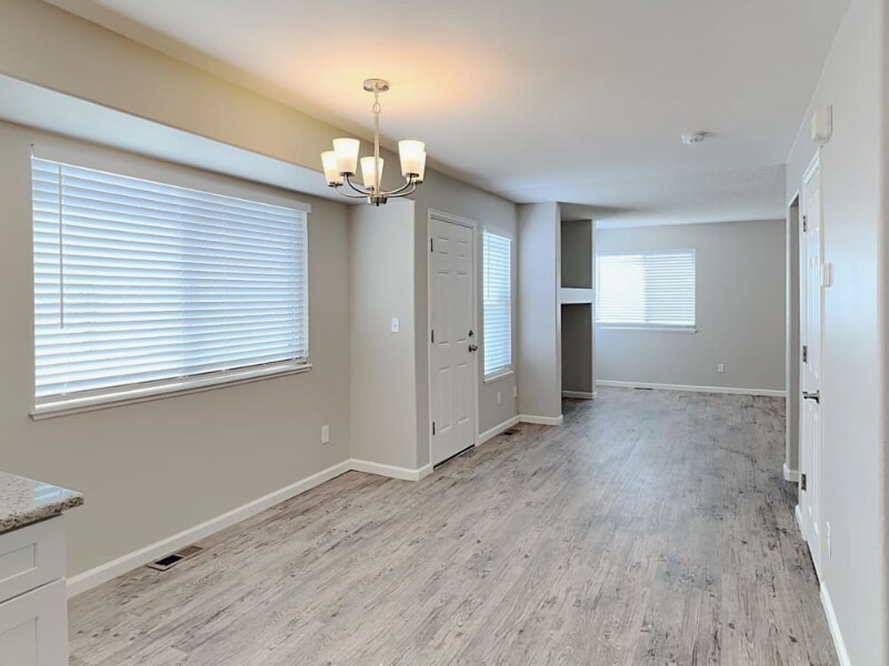 Building Photo - 7218 Moss Bluff Ct