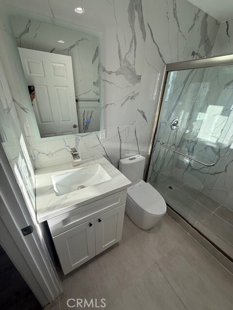 Building Photo - 13718 Hanwell Ave