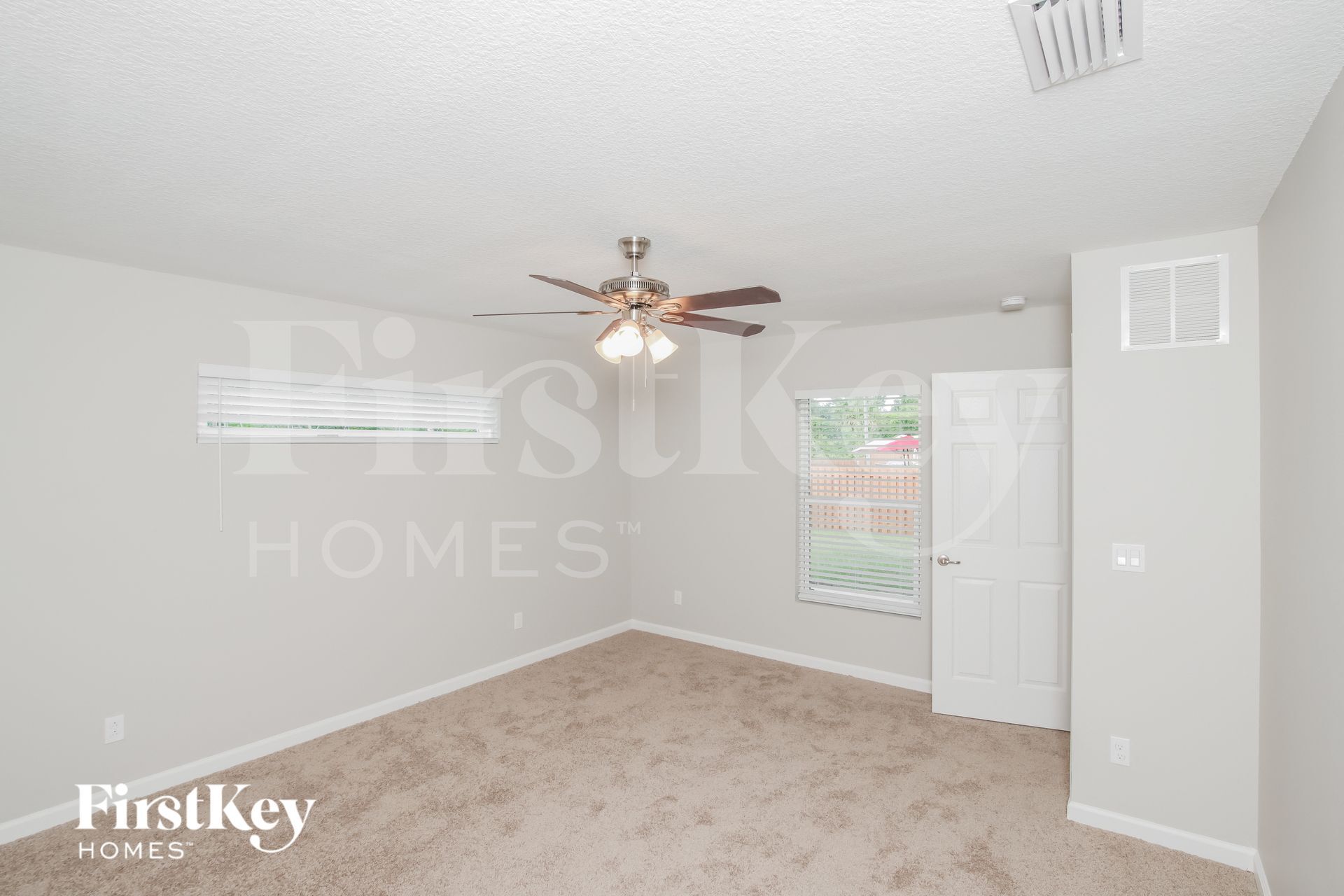 Building Photo - 811 Andrew St SE