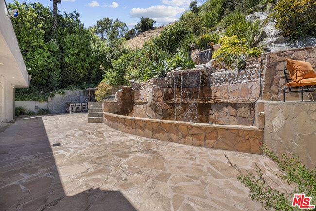 Building Photo - 3453 Green Vista Dr