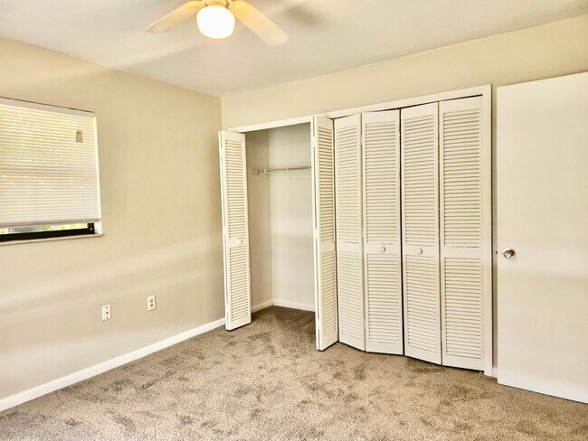 Building Photo - Single Family Home