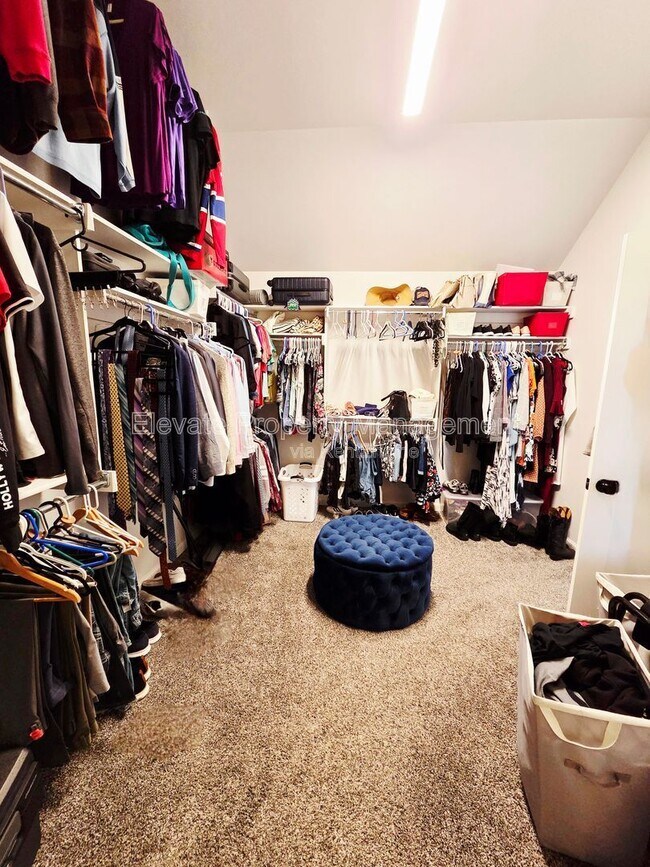 Building Photo - 1101 Sawmill Rd