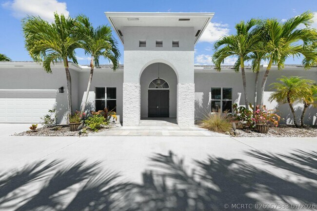 Building Photo - 15503 Temple Blvd