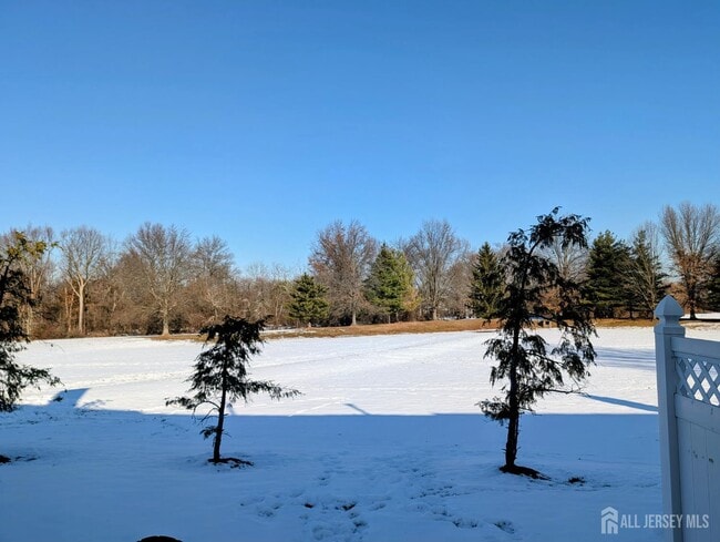 Building Photo - 62 Colleen Ct