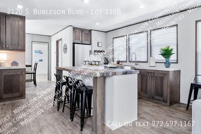 Building Photo - 2120 S Burleson Blvd
