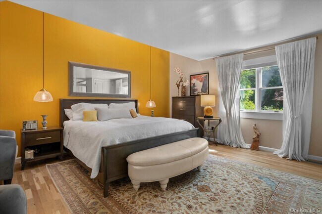 Building Photo - 525 S Harbor Rd