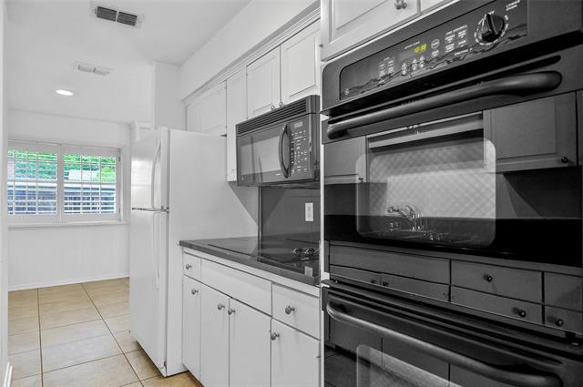 Building Photo - 1375 Roaring Springs Rd