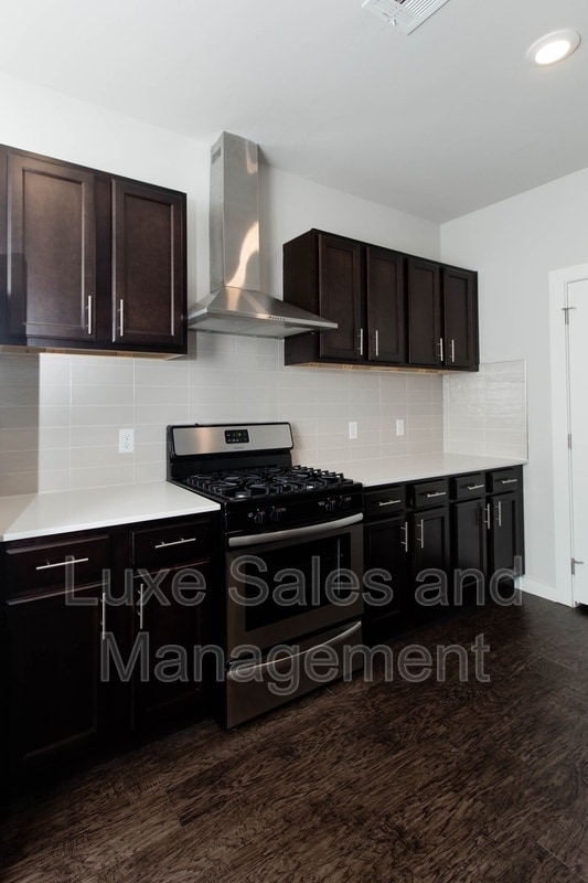 Building Photo - 2148 Camino Del Plaza Ln