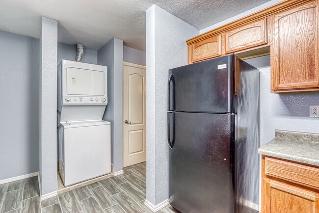 Building Photo - 14313 Gil Reyes Dr