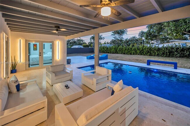 Building Photo - 8501 SW 142nd St