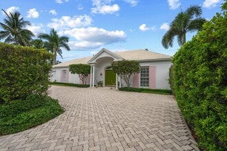 Building Photo - 201 Bahama Ln