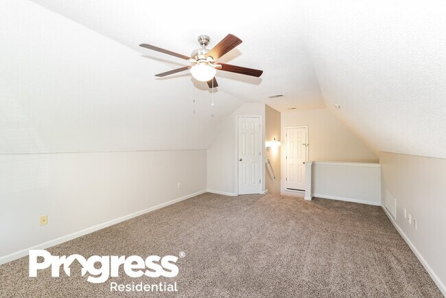 Building Photo - 943 Keebler Cove