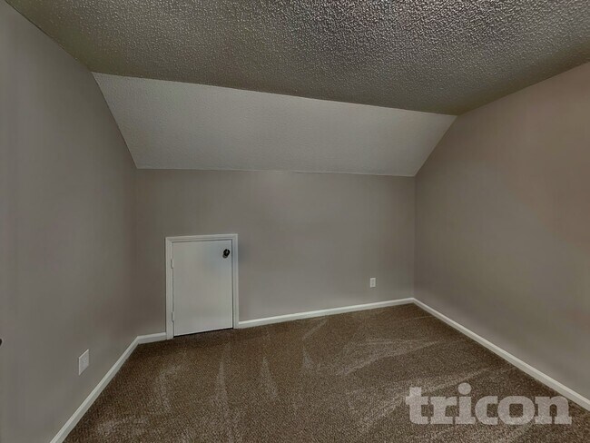 Building Photo - 6000 Whitewater Dr