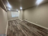 Building Photo - 1204 W Erie Ave