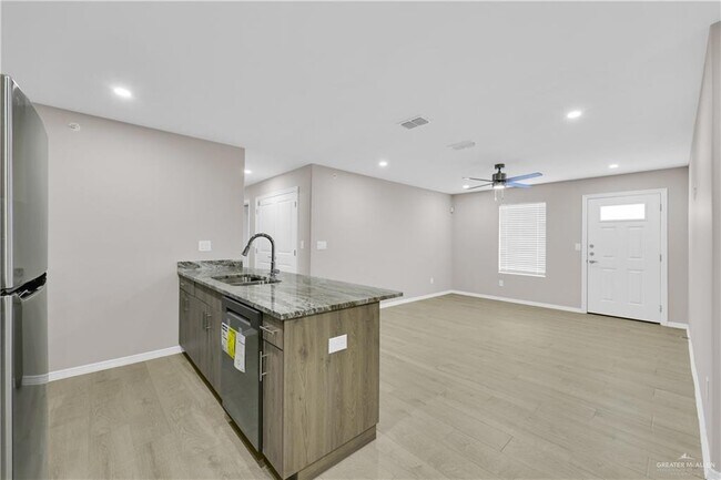 Building Photo - 15 N 23rd St