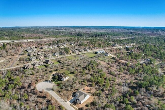 Building Photo - 117 Ori Ct