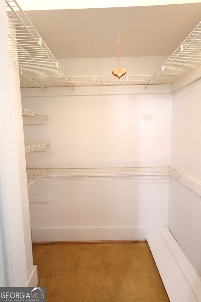 Building Photo - 217 Mountain View St