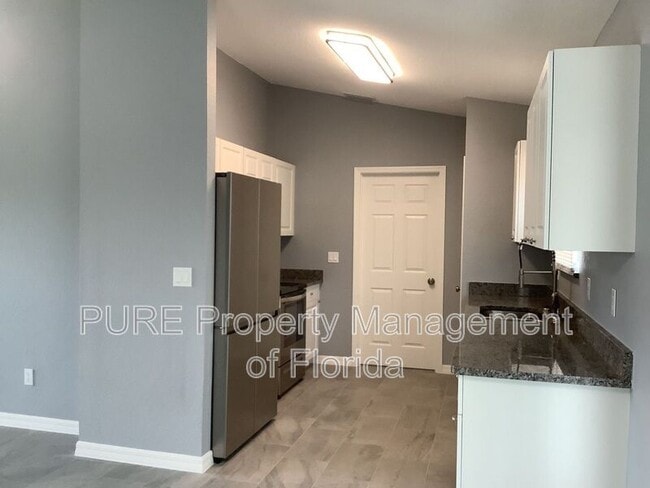 Building Photo - 2629 SW 175 Loop